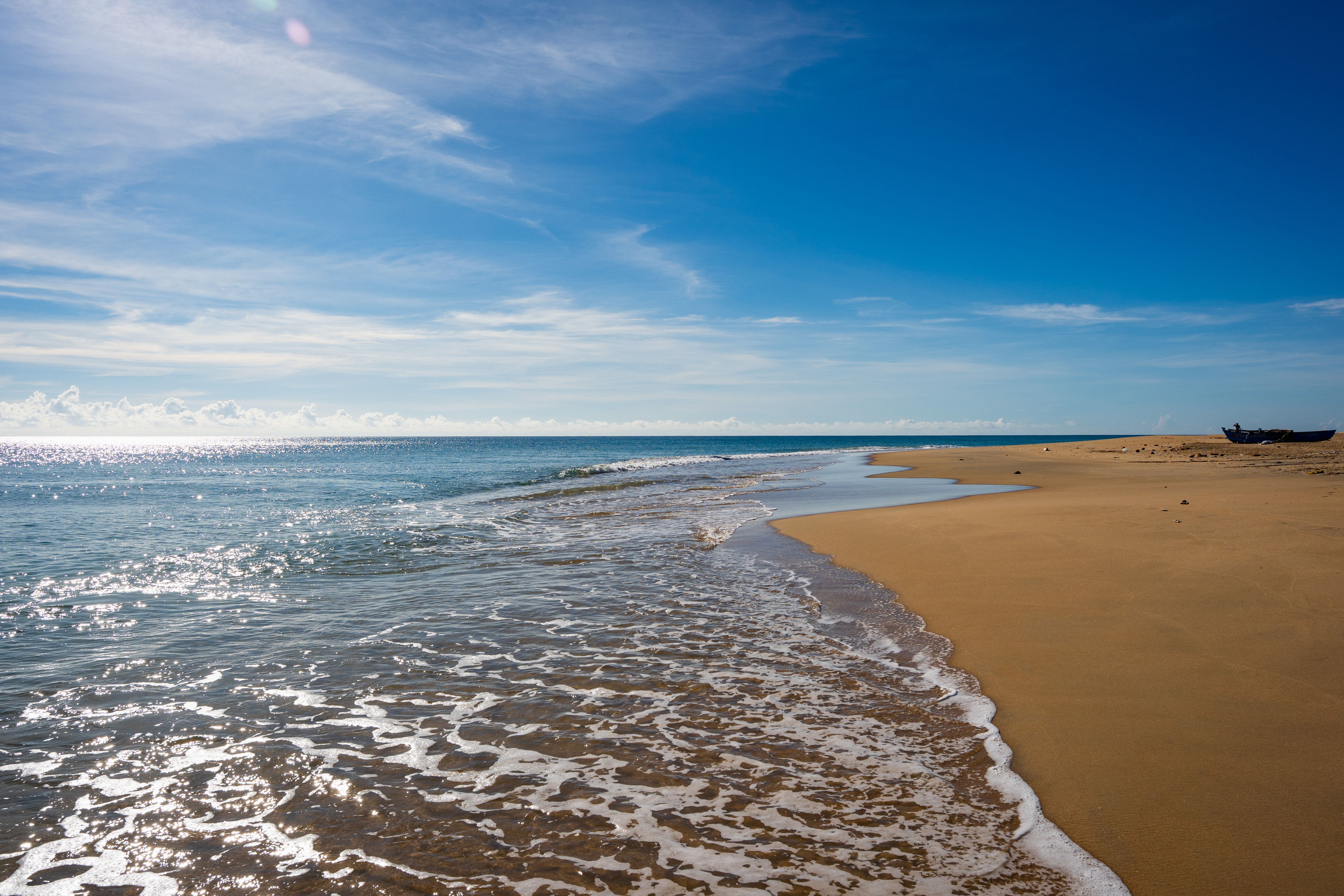 NILAWELI BEACH