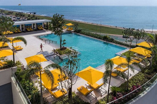 Shangri-La Hotel